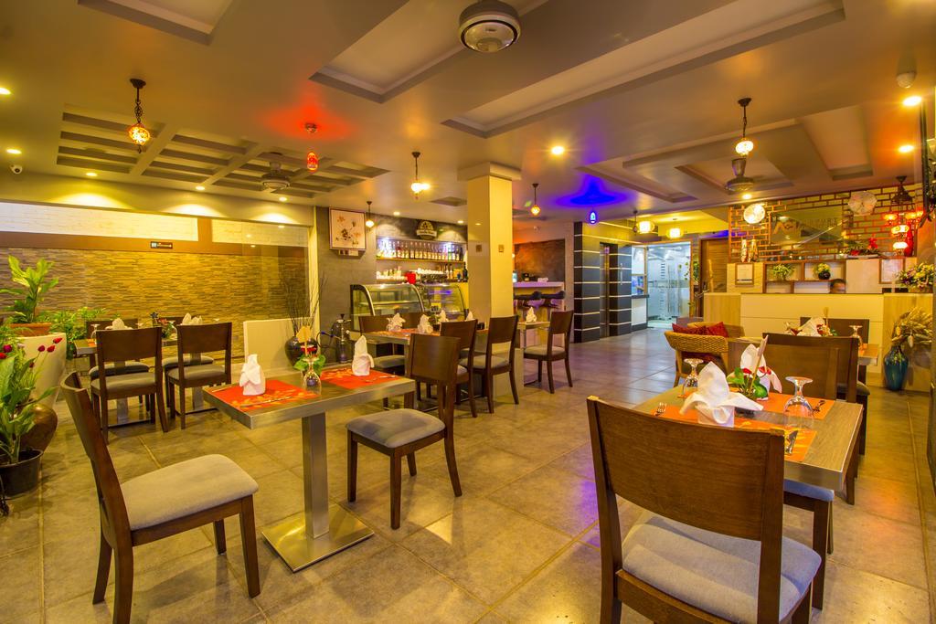 Airport Comfort Inn Premium Hulhumalé Extérieur photo